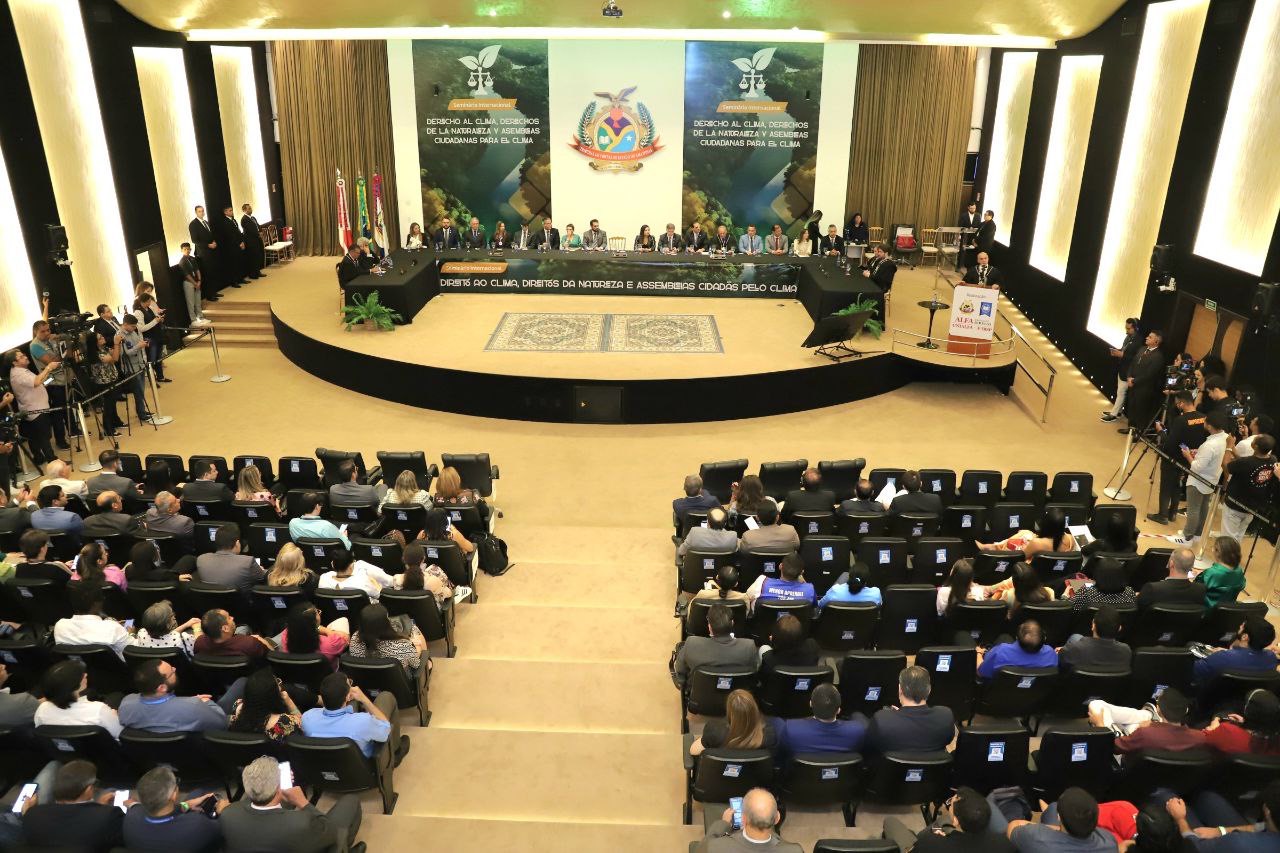 Com palestras de ministros do STF e STJ, TCE-AM dá início a seminário internacional sobre Direito ao Clima