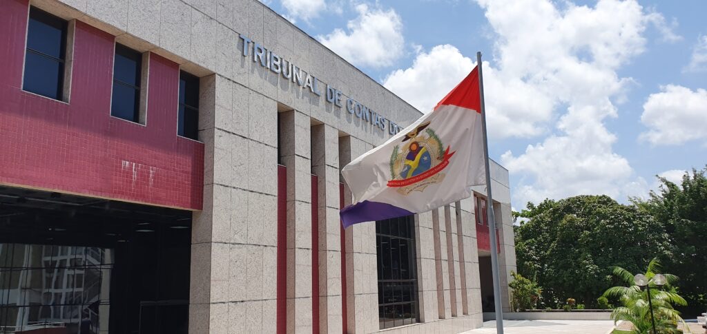 TCE-AM divulga resultado final do Programa de Residência Jurídica e Contábil da Corte de Contas