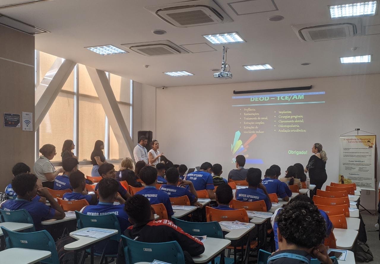 Menores aprendizes do TCE-AM participam de workshops sobre saúde e desenvolvimento pessoal