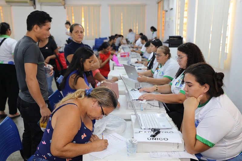 Mutirão de cidadania da Prefeitura de Manaus realiza mais de 26 mil atendimentos na zona Leste neste sábado