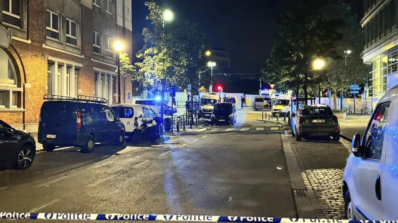 Vídeo-Tiroteio no centro de Bruxelas deixa 2 mortos e vários feridos