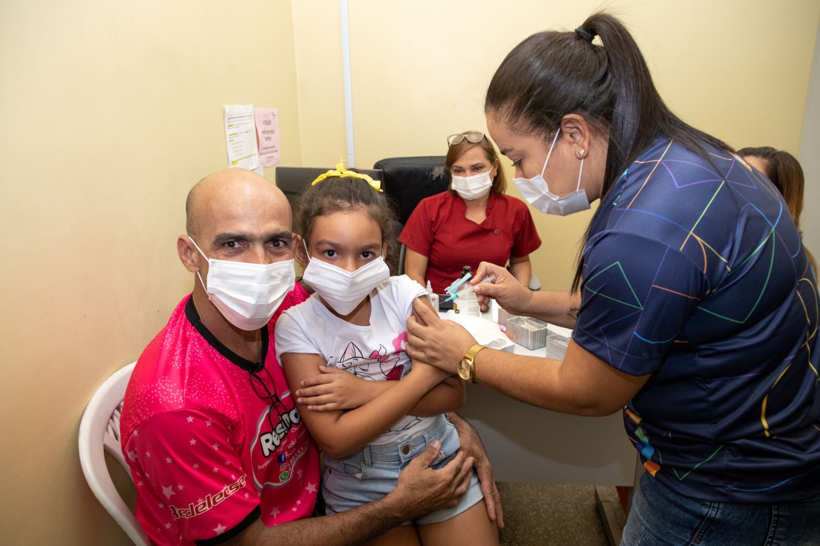 Prefeitura de Manaus prossegue com vacinação contra a Covid-19 em 74 unidades de saúde