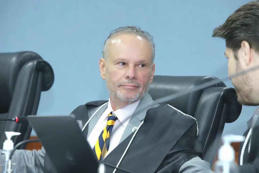 Conselheiro do TCE-AM suspende Processo Seletivo da Semsa de Boca do Acre