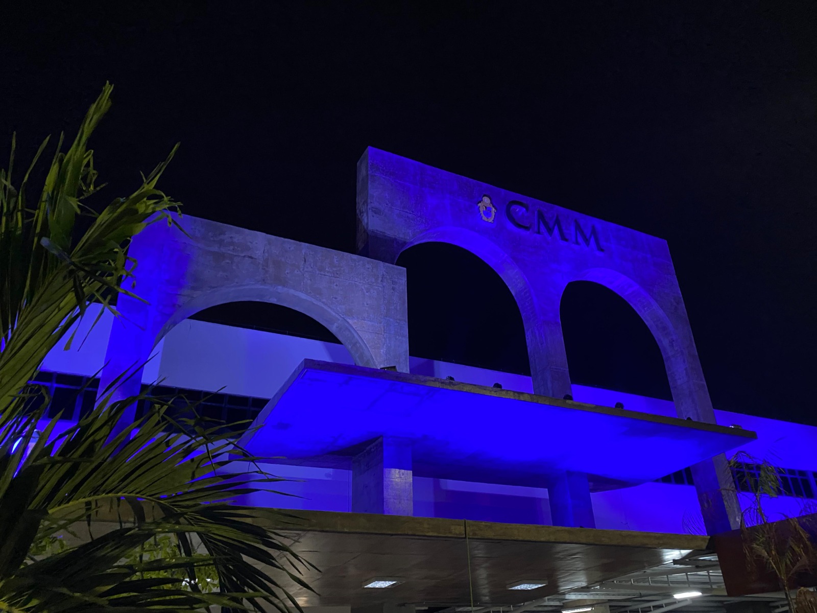 CMM recebe iluminação temática em alusão à campanha ‘Novembro Azul’