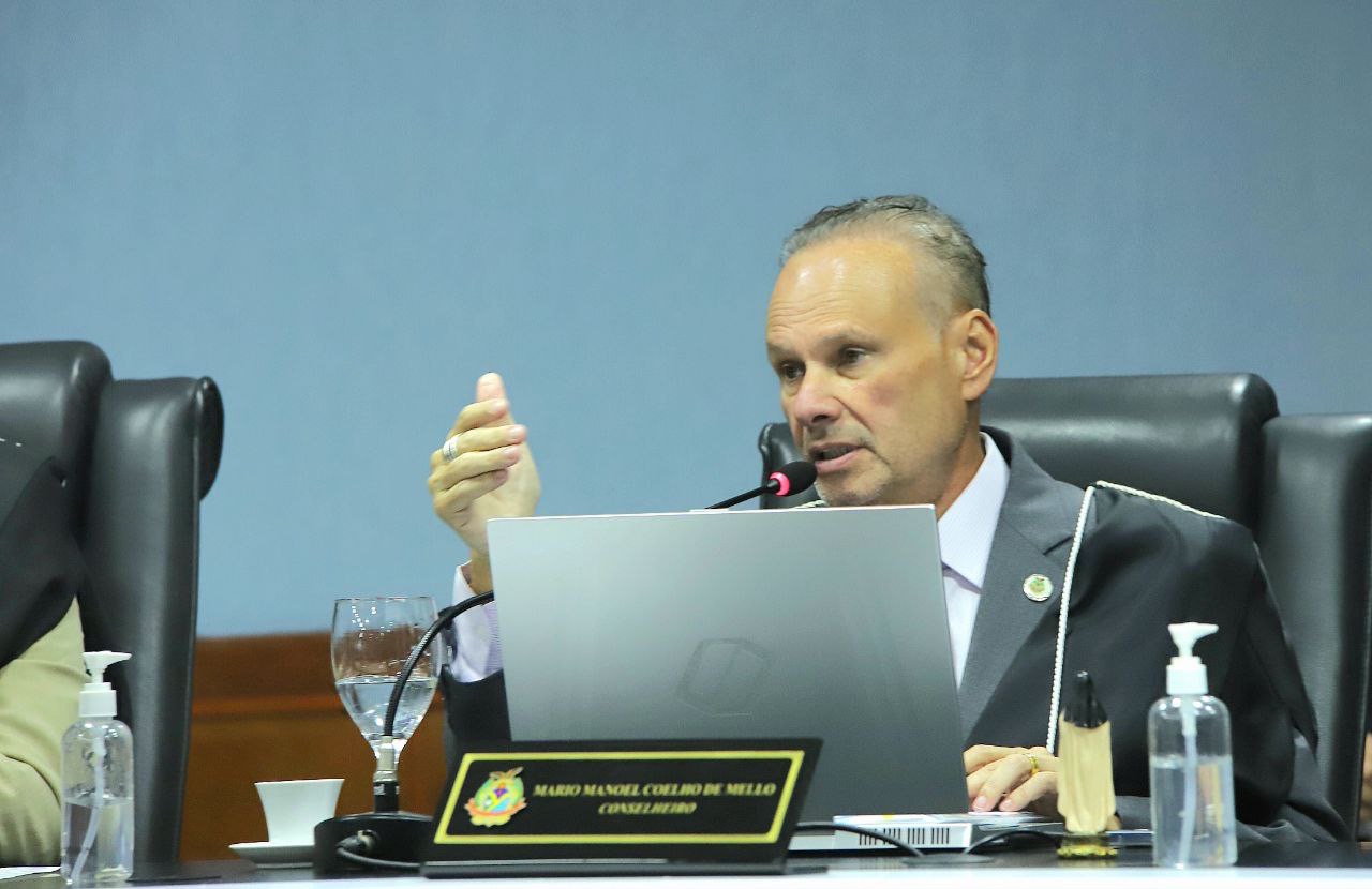 Conselheiro do TCE-AM suspende pregão para contratação de pintura da Prefeitura de Manaus