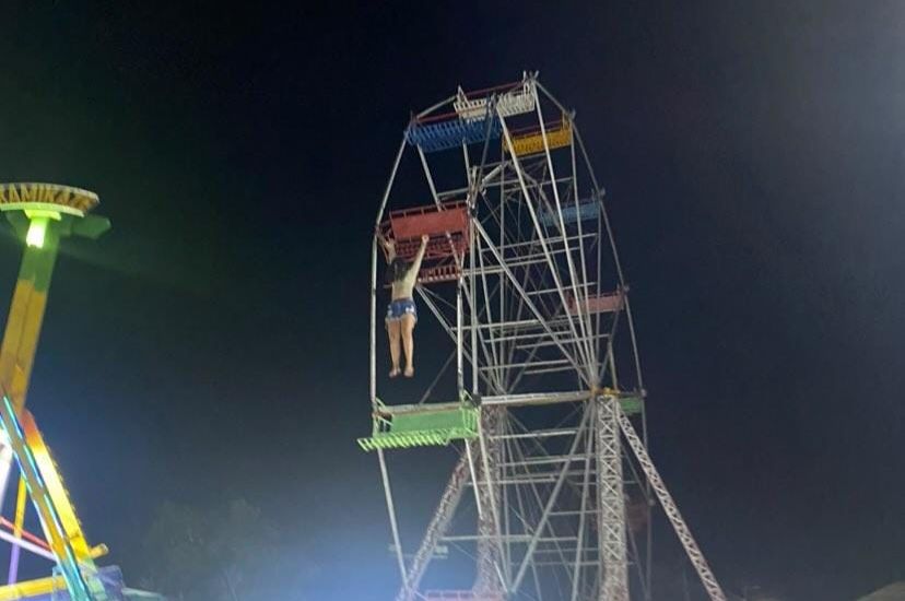 Adolescentes caem de roda gigante no Rio Preto da Eva