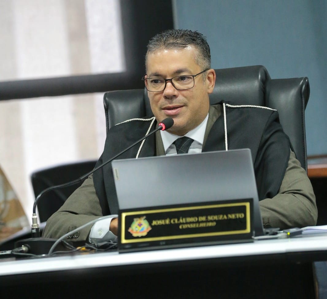 Conselheiro dá prazo para municípios justificarem falta de acessibilidade em portais