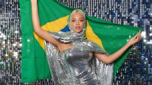 Beyoncé deixa o Brasil após aparição surpresa em Salvador