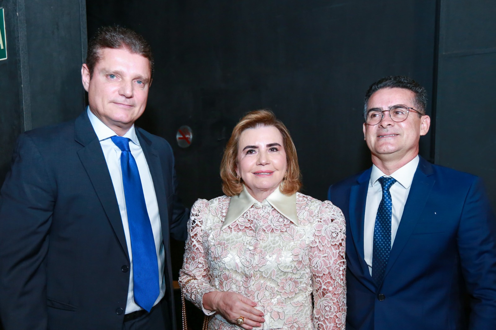 Prefeito David Almeida prestigia cerimônia de posse dos novos dirigentes do TCE-AM