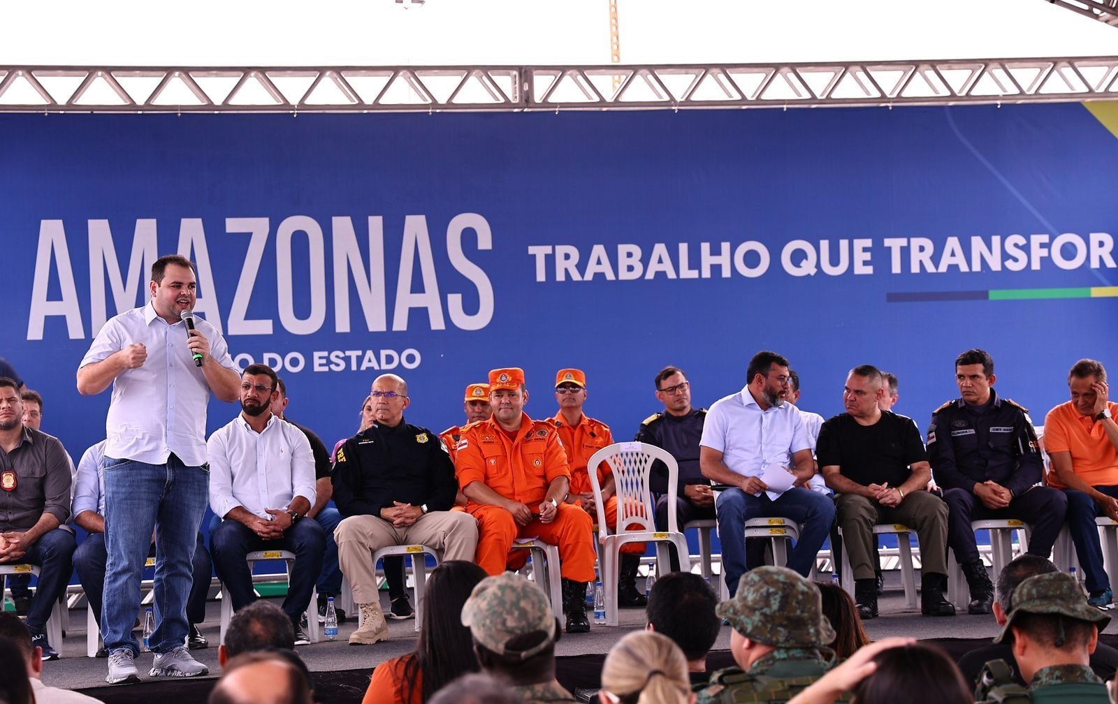 Presidente Roberto Cidade destaca reforço na Segurança Pública com a entrega da Base Arpão 2 e de viaturas para o Corpo de Bombeiros*