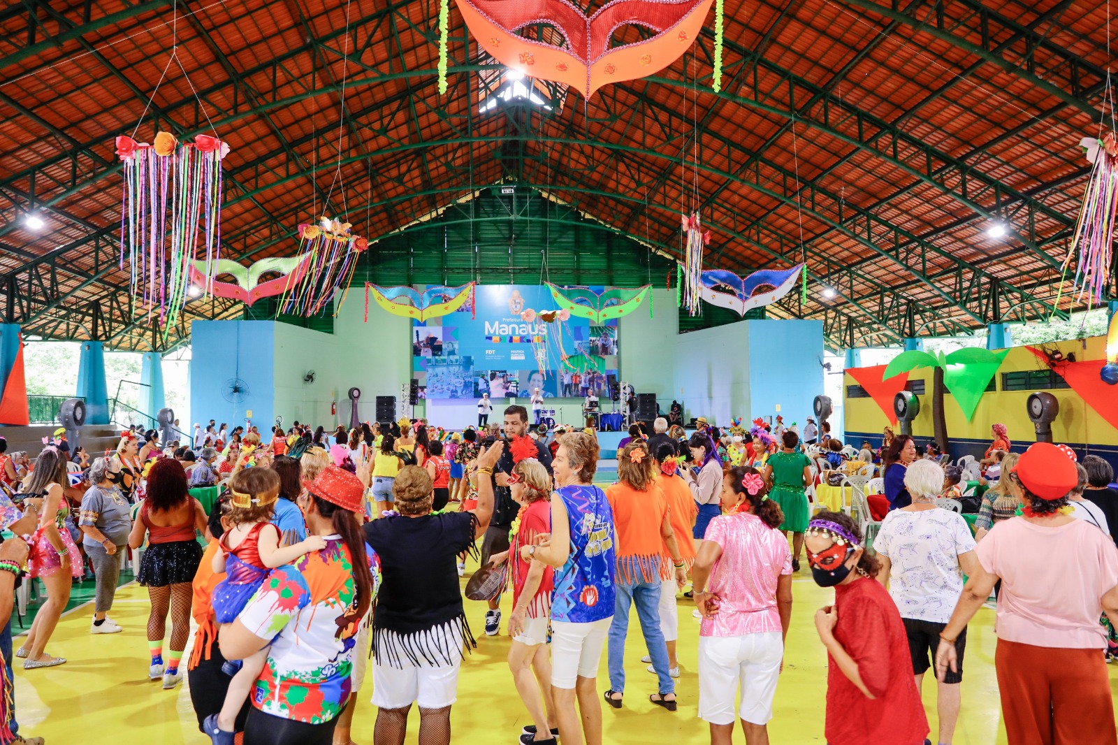 Prefeitura de Manaus realiza Folia Carnavalesca para a Terceira Idade