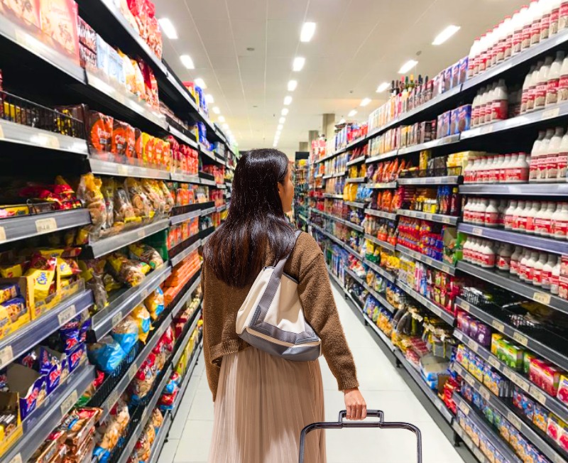 MPAM inspeciona rede de supermercados e propõe Ação Civil Pública por comercialização de centenas de produtos impróprios ao consumo