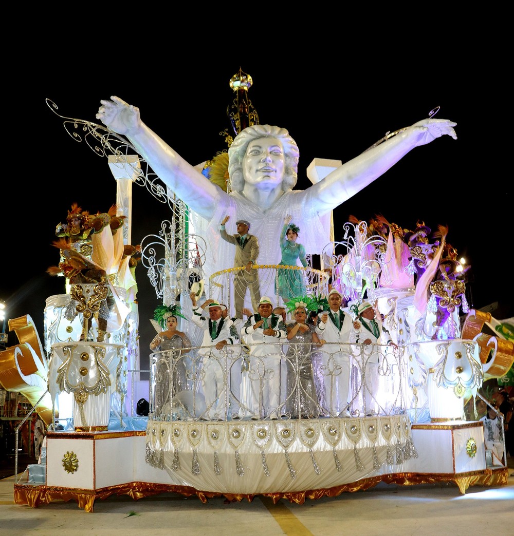 Mocidade Independente de Aparecida é tricampeã do Carnaval de Manaus de 2024