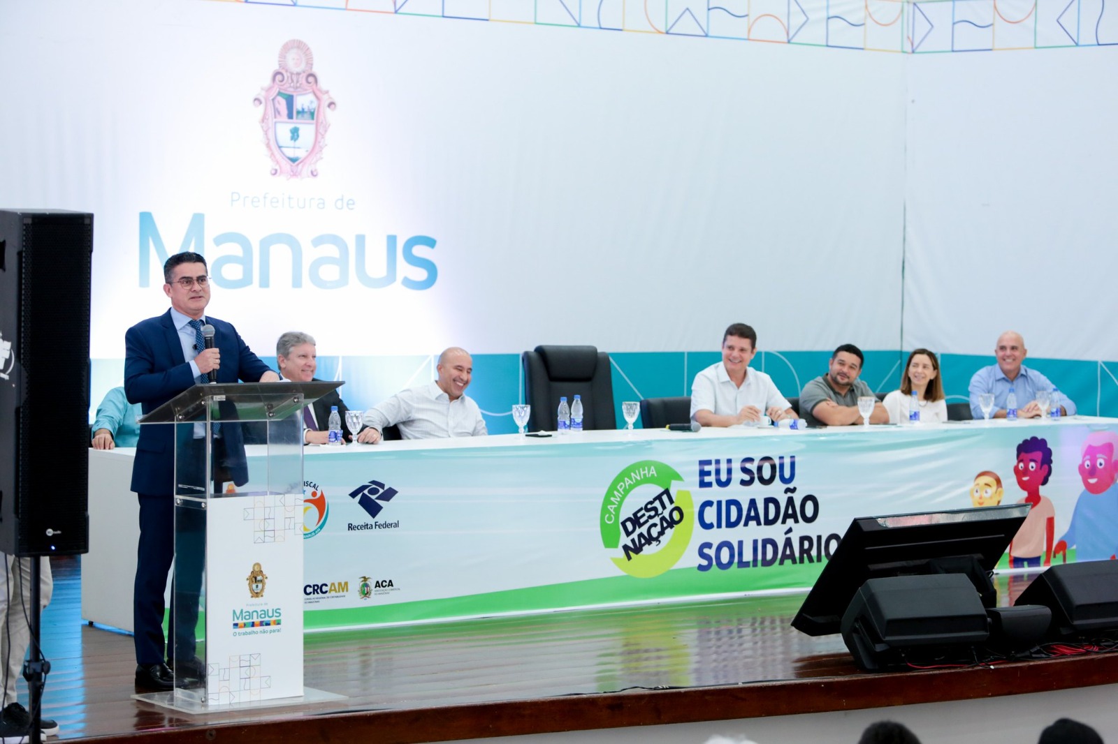 Prefeito de Manaus lança a versão municipal da campanha ‘Eu Sou Cidadão Solidário’
