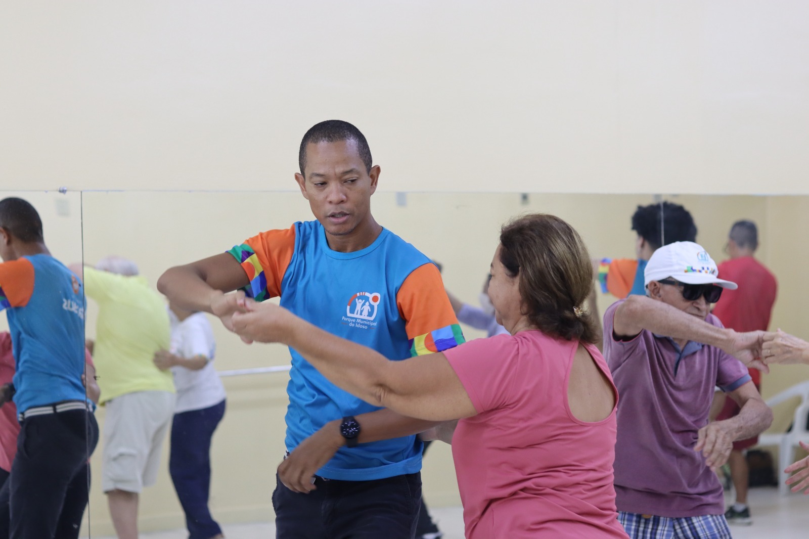 Prefeitura de Manaus celebra Dia Internacional da Dança com programação no Parque Municipal do Idoso