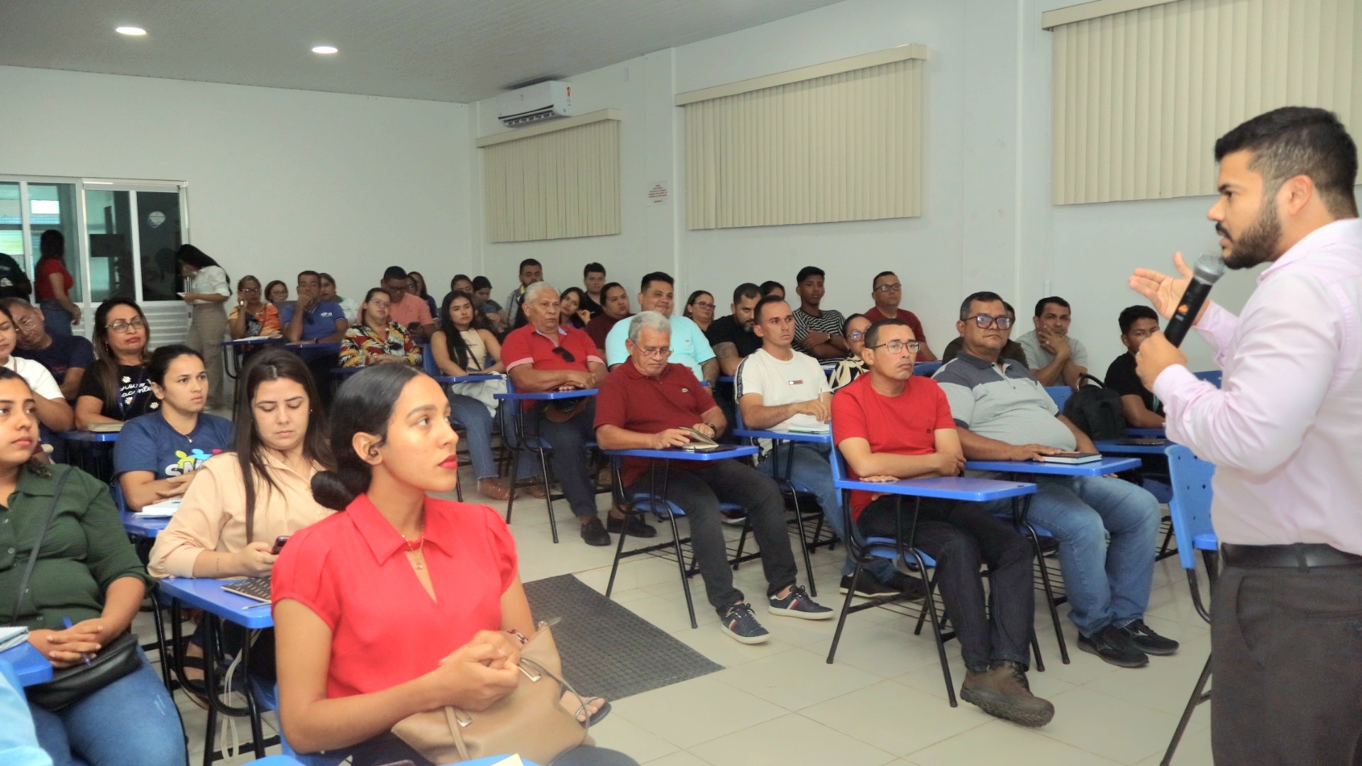 Por meio da Escola de Contas Públicas, TCE-AM avança pelo interior com curso sobre Nova Lei de Licitações