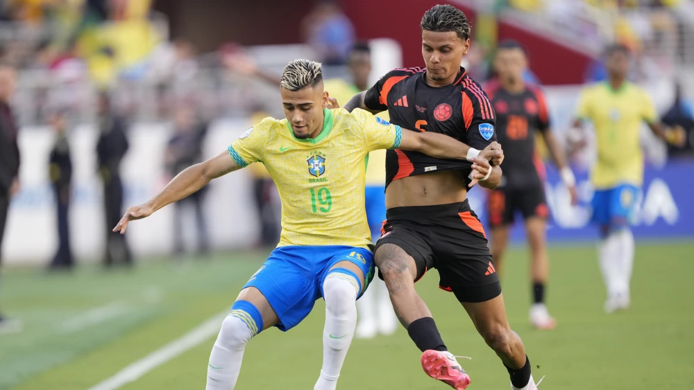 Brasil empata com a Colômbia, fica em segundo do grupo e terá clássico na Copa América