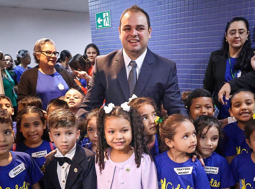 Leis de Roberto Cidade fortalecem iniciativas de proteção e de garantias de direito na primeira infância