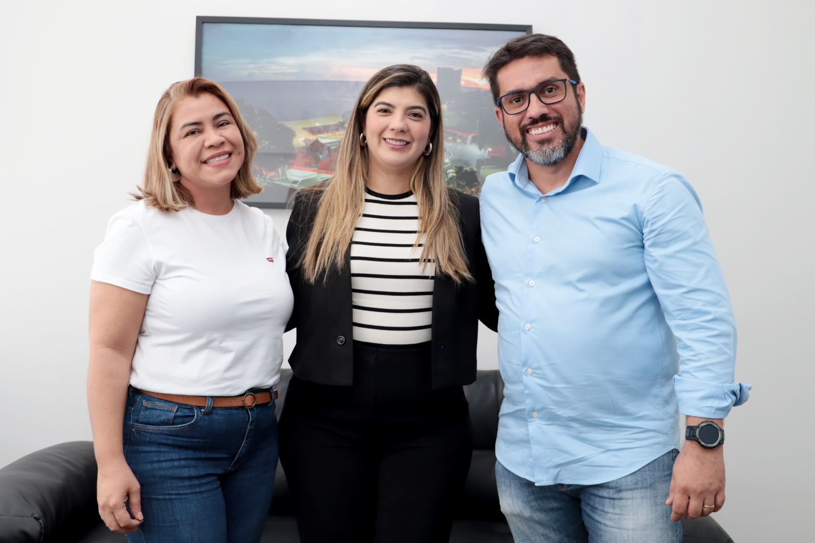 Camila Silva é a nova secretária da Semcom e Jack Serafim assume assessoria de imprensa da campanha de David