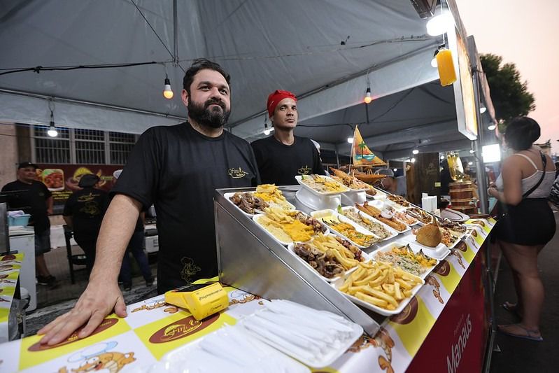 Espaço gastronômico agrada público do ‘Manaus Passo a Paço 2024’