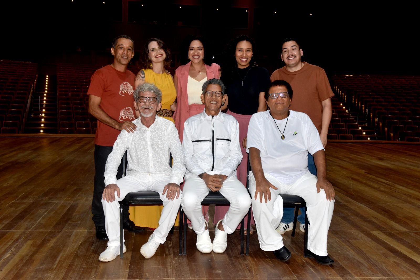 Teatro Amazonas recebe Trio Roraimeira neste domingo