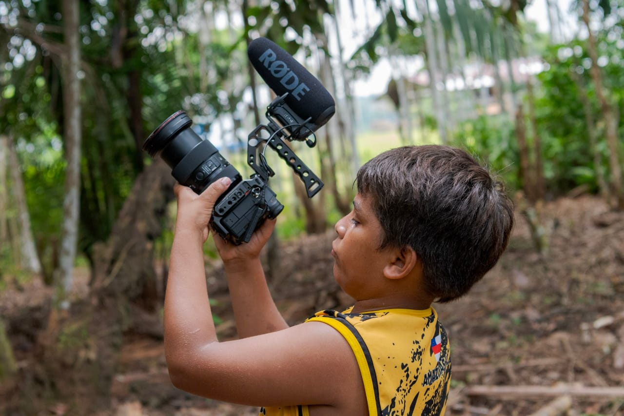 Com o apoio do Governo do Amazonas, evento aborda biodiversidade amazônica para alunos da educação básica, em Tefé 