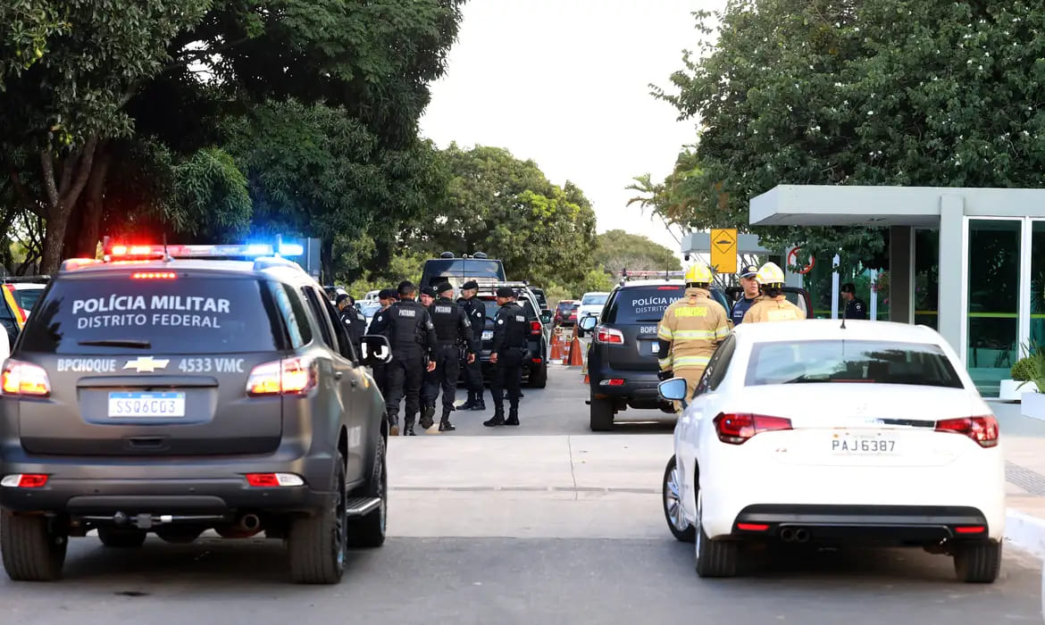 Justiça mantém preso acusado de tentar explodir bomba