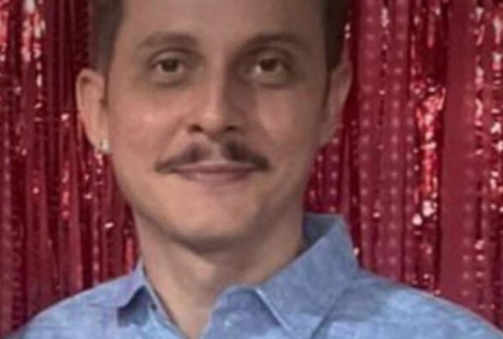 psicólogo morte terreno baldio